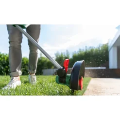 BOSCH UNIVERSALGRASSCUT 18V-26 GRÆSTRIMMER 26 CM 18,0 V UDEN BATTERI OG LADER