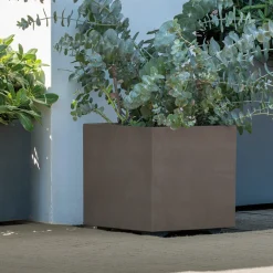 DEROMA MILLENIUM 208-623 PLANTEKASSE PLASTIK SANDSTEN 49X49X49 CM